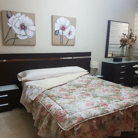 Apartamento Eduardo Dato Siviglia Esterno foto