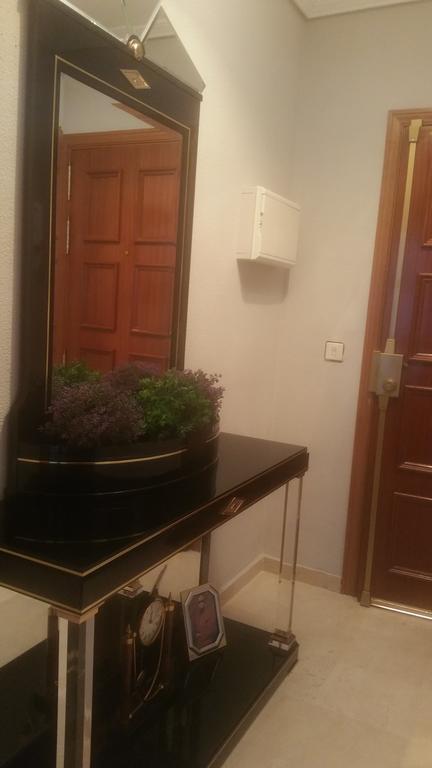 Apartamento Eduardo Dato Siviglia Esterno foto