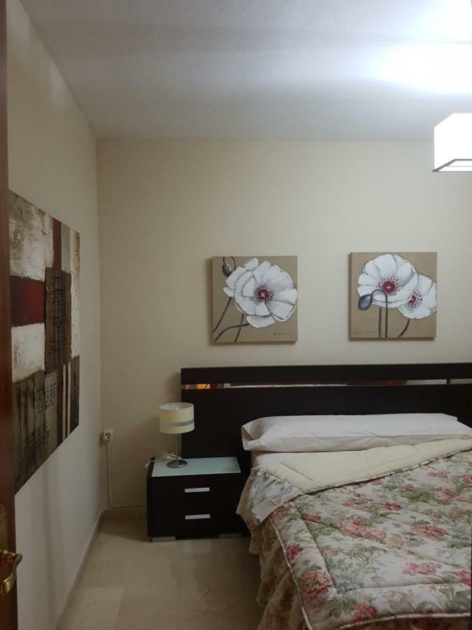 Apartamento Eduardo Dato Siviglia Esterno foto
